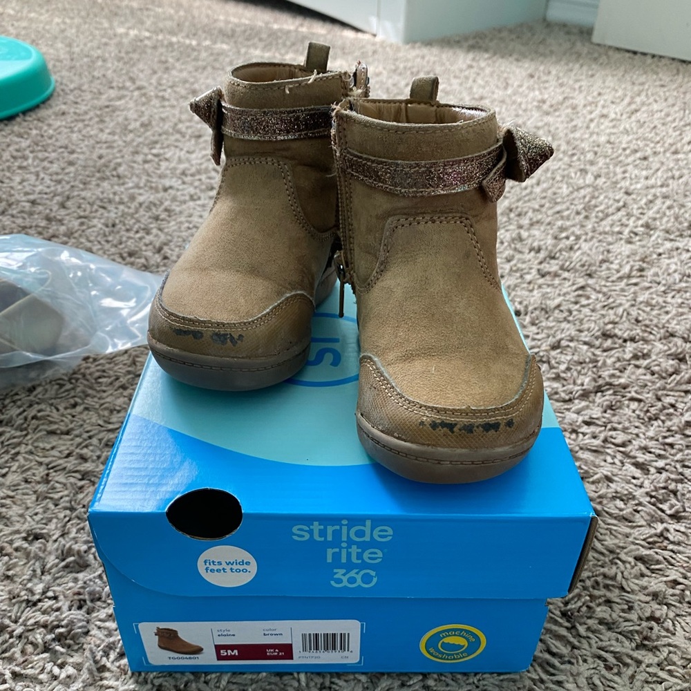 StrideRite boots toddler Size 5